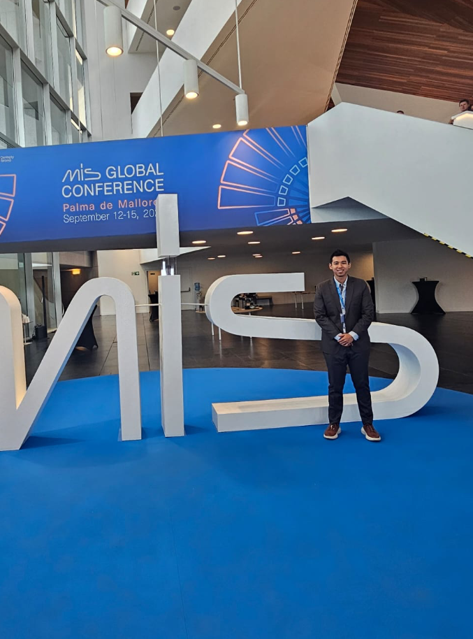 Capacitación Internacional Dr. Ariel Yu Zeng